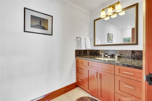 15 Caballeros, Rolling Hills, CA 90274