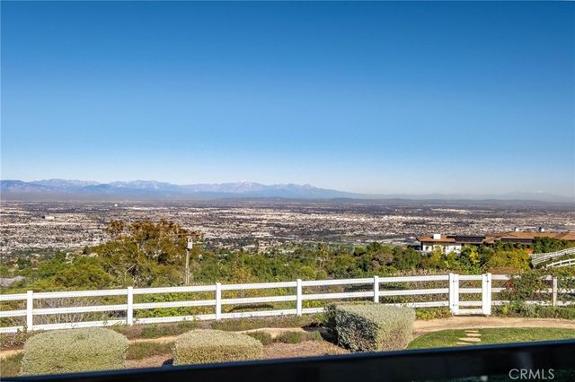 15 Caballeros, Rolling Hills, CA 90274