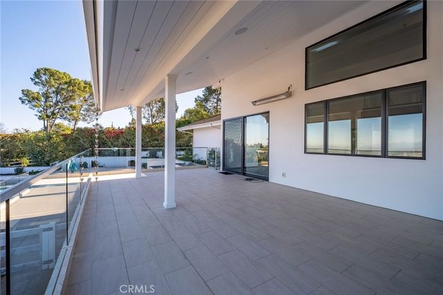 15 Caballeros, Rolling Hills, CA 90274