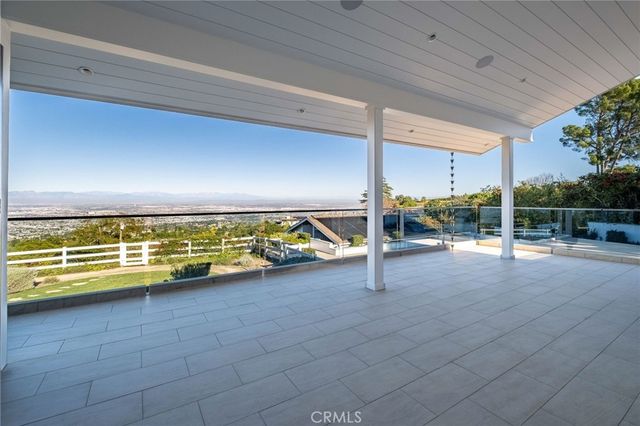 15 Caballeros, Rolling Hills, CA 90274