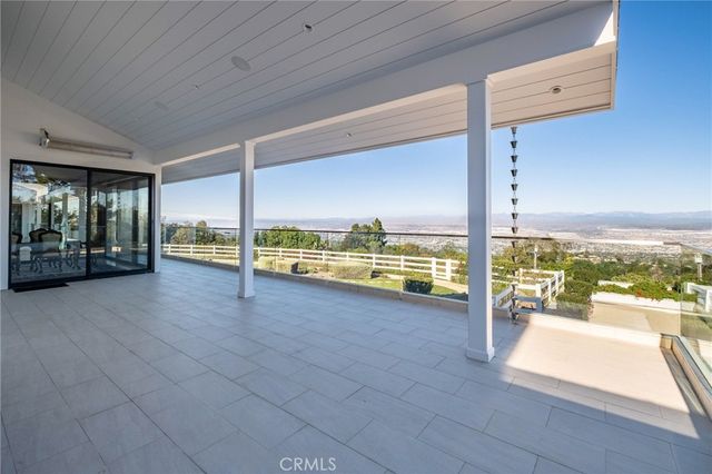 15 Caballeros, Rolling Hills, CA 90274