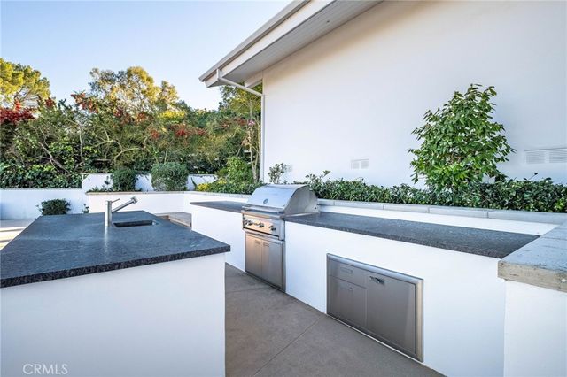 15 Caballeros, Rolling Hills, CA 90274