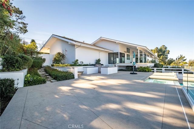 15 Caballeros, Rolling Hills, CA 90274
