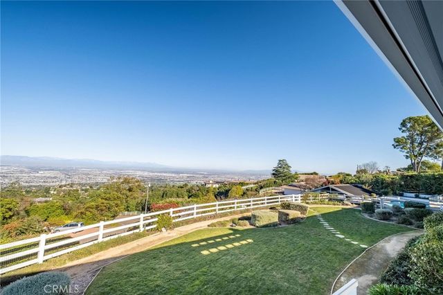 15 Caballeros, Rolling Hills, CA 90274