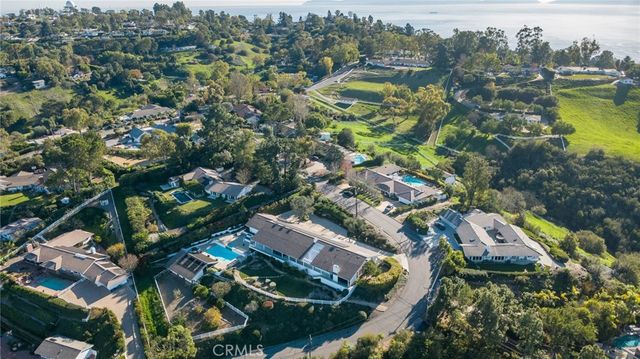 15 Caballeros, Rolling Hills, CA 90274