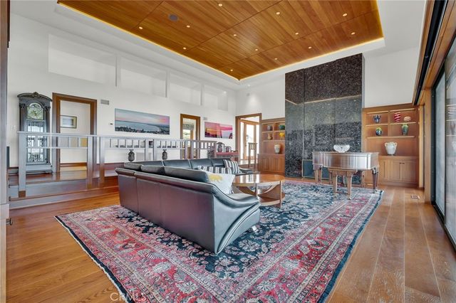 15 Caballeros, Rolling Hills, CA 90274