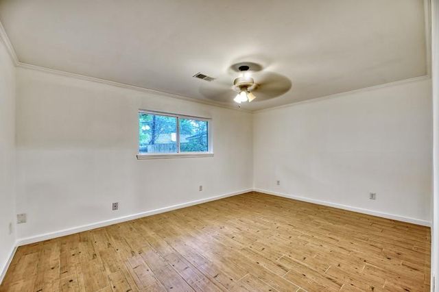 5722 Cheltenham Drive, Houston, TX 77096