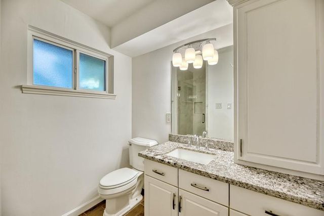 5722 Cheltenham Drive, Houston, TX 77096