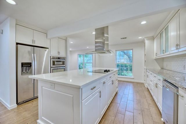 5722 Cheltenham Drive, Houston, TX 77096