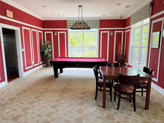 2012 Hawthorn Way, New Windsor, NY 12553
