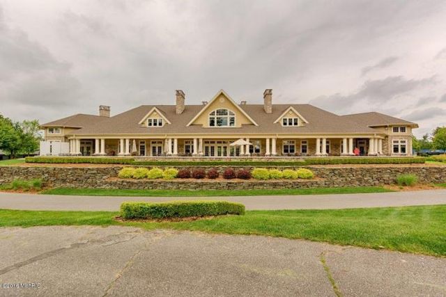 6226 Dublin Drive, Stanwood, MI 49346