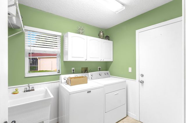 7607 Monclair Court, Lake Worth, FL 33467