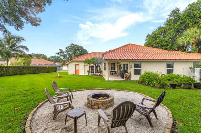 7607 Monclair Court, Lake Worth, FL 33467