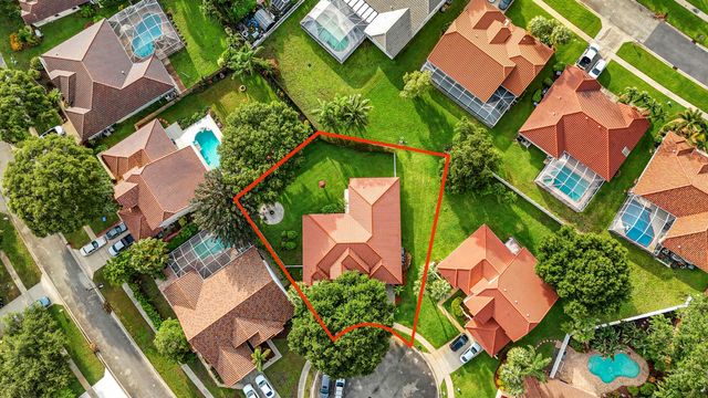 7607 Monclair Court, Lake Worth, FL 33467