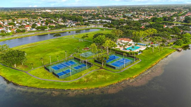 7607 Monclair Court, Lake Worth, FL 33467