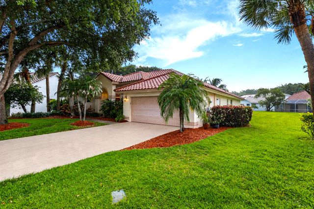 7607 Monclair Court, Lake Worth, FL 33467
