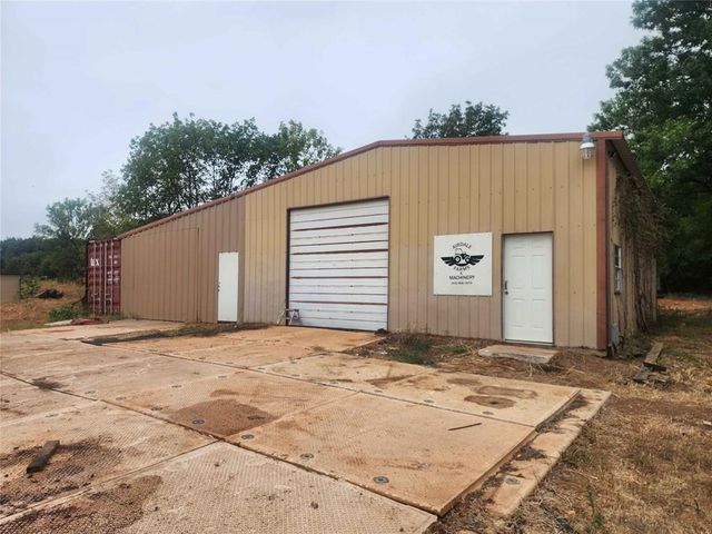 30581 Parkwood Road, Mcloud, OK 74851