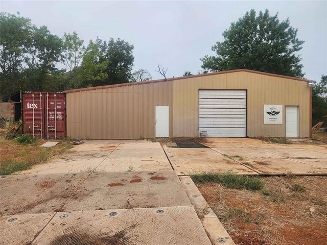 30581 Parkwood Road, Mcloud, OK 74851