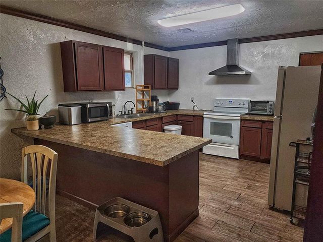 30581 Parkwood Road, Mcloud, OK 74851