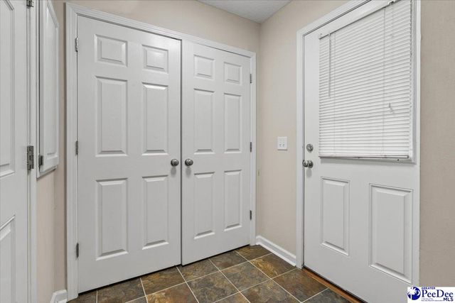 387 Drayton St, Manning, SC 29102