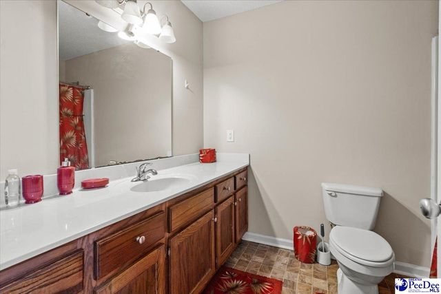 387 Drayton St, Manning, SC 29102