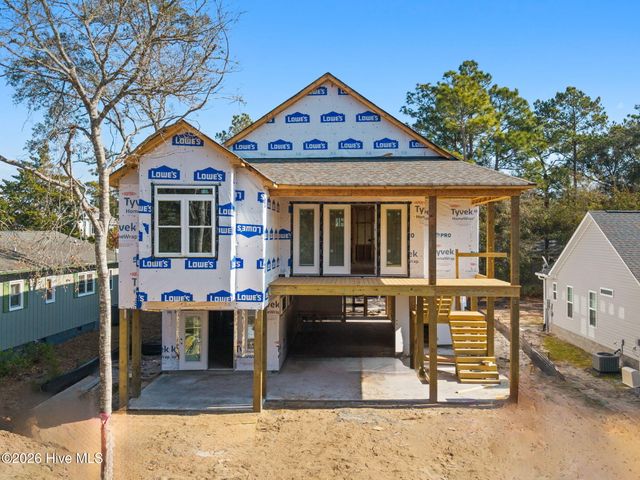 210 NE 34th Street, Oak Island, NC 28465