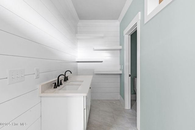 210 NE 34th Street, Oak Island, NC 28465