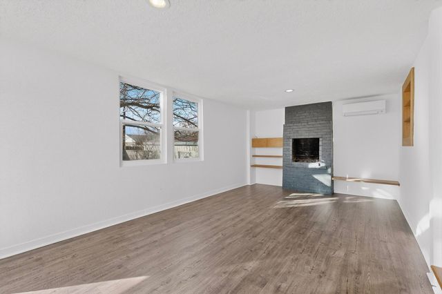 313 Washington Street NE, Albuquerque, NM 87108