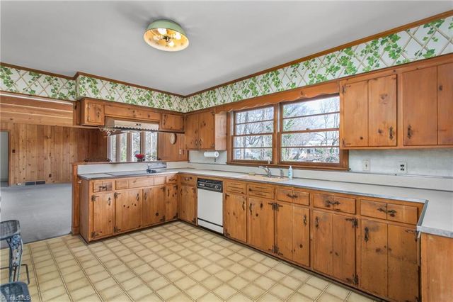 1208 Cleburne Street, Greensboro, NC 27408