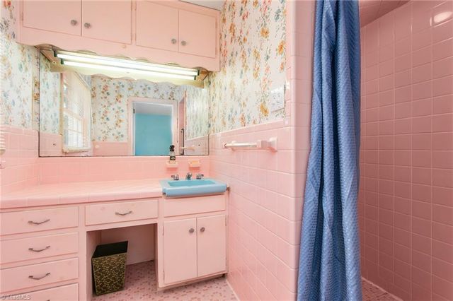 1208 Cleburne Street, Greensboro, NC 27408