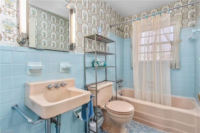 1208 Cleburne Street, Greensboro, NC 27408