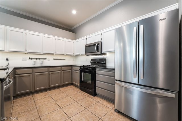 796 Camino La Paz, Henderson, NV 89012