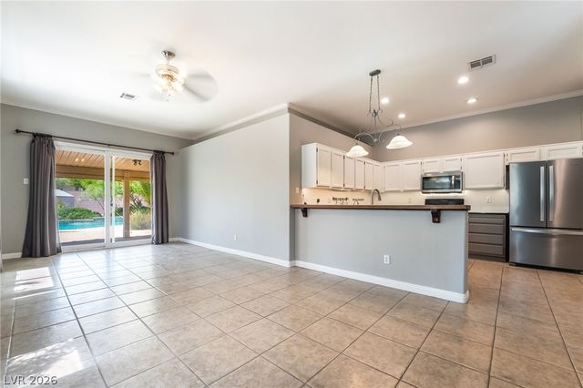 796 Camino La Paz, Henderson, NV 89012