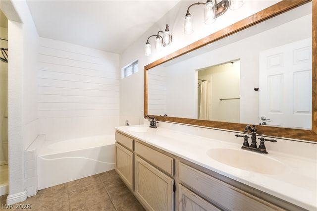 796 Camino La Paz, Henderson, NV 89012