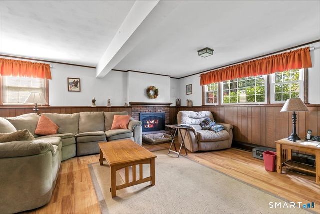 74 Hintz Drive, Wallingford, CT 06492