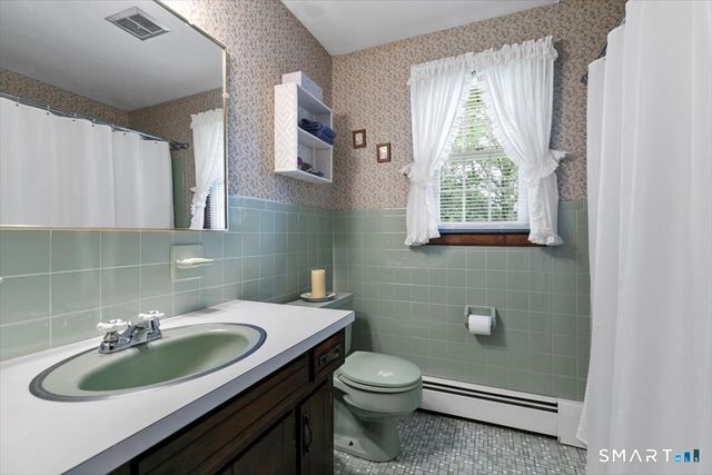 74 Hintz Drive, Wallingford, CT 06492