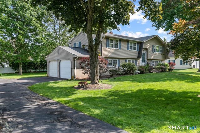 74 Hintz Drive, Wallingford, CT 06492