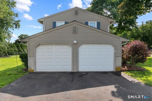 74 Hintz Drive, Wallingford, CT 06492