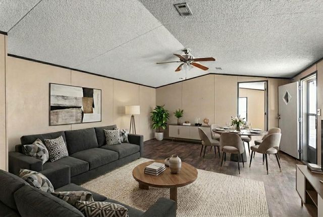 337 SW Front ST, Bartlett, TX 76511