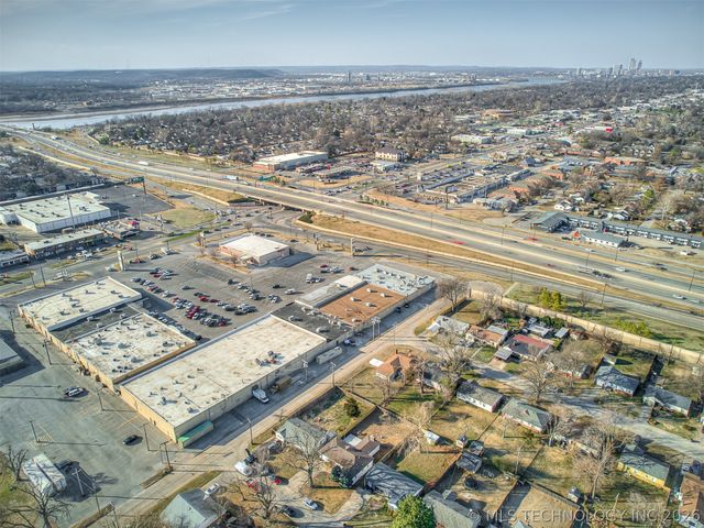 1407 E 52nd Street, Tulsa, OK 74105