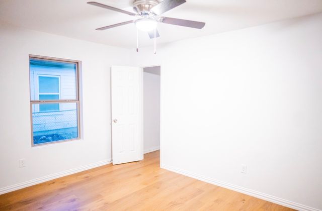 1220 E Bessie St, Fort Worth, TX 76104