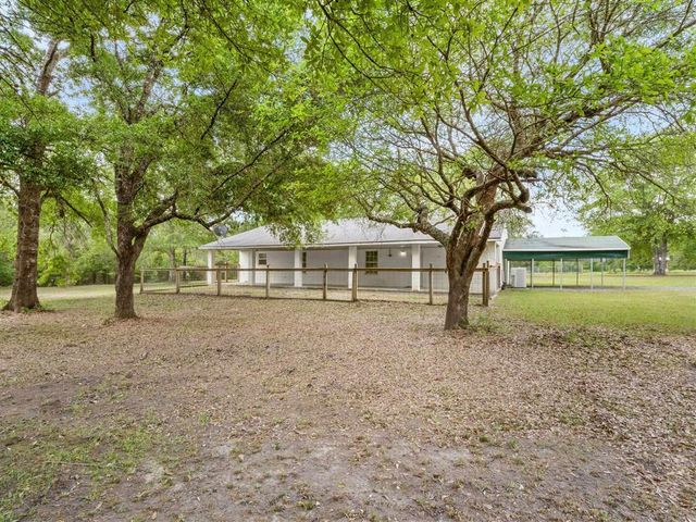 405 Dove Lane, Leesville, LA 71446