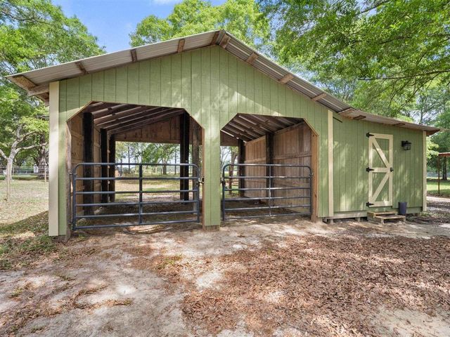 405 Dove Lane, Leesville, LA 71446