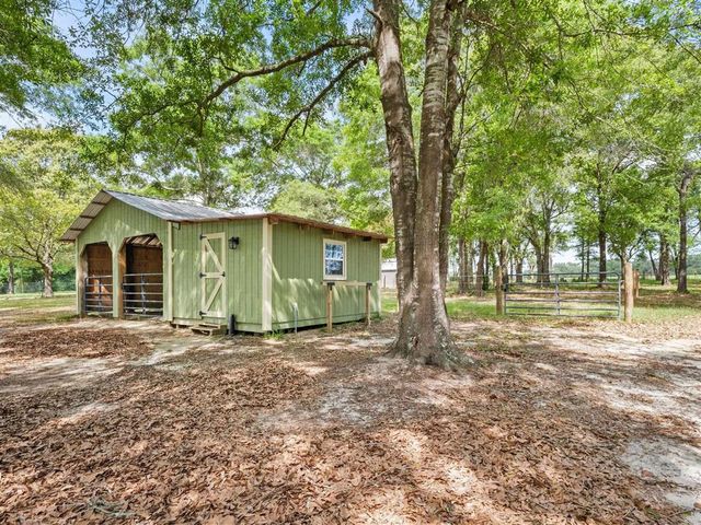 405 Dove Lane, Leesville, LA 71446