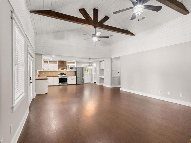 405 Dove Lane, Leesville, LA 71446