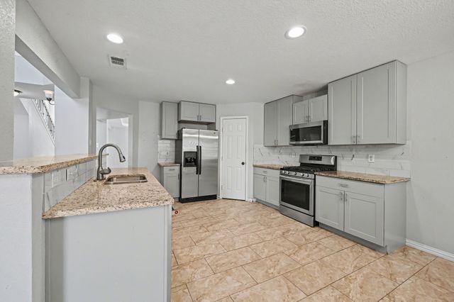 6514 Toscano Drive, Rowlett, TX 75089