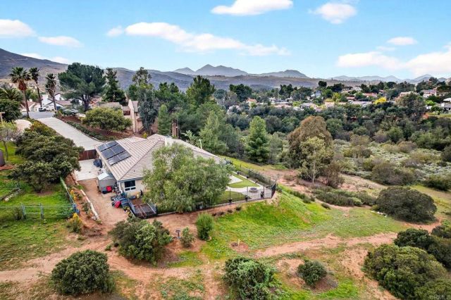 15953 Shalom Road, Ramona, CA 92065