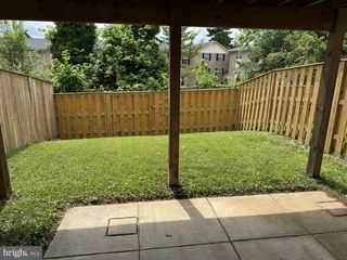 13 CARRIAGE WALK CT, Baltimore, MD 21234