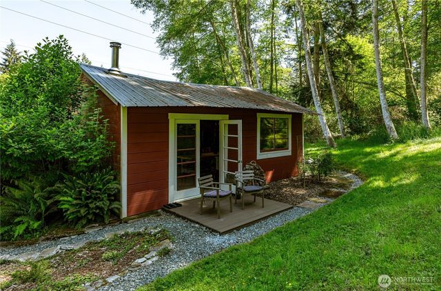 24689 SR 525, Greenbank, WA 98253