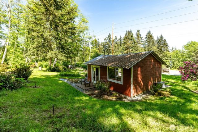 24689 SR 525, Greenbank, WA 98253